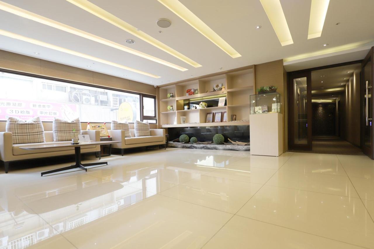 Talmud Hotel Yizhong Taichung Esterno foto