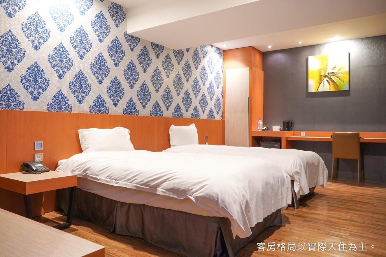 Talmud Hotel Yizhong Taichung Esterno foto