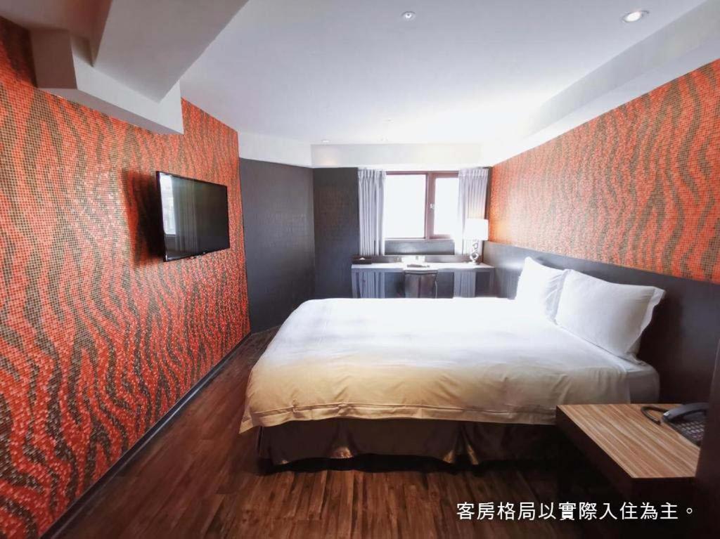Talmud Hotel Yizhong Taichung Esterno foto