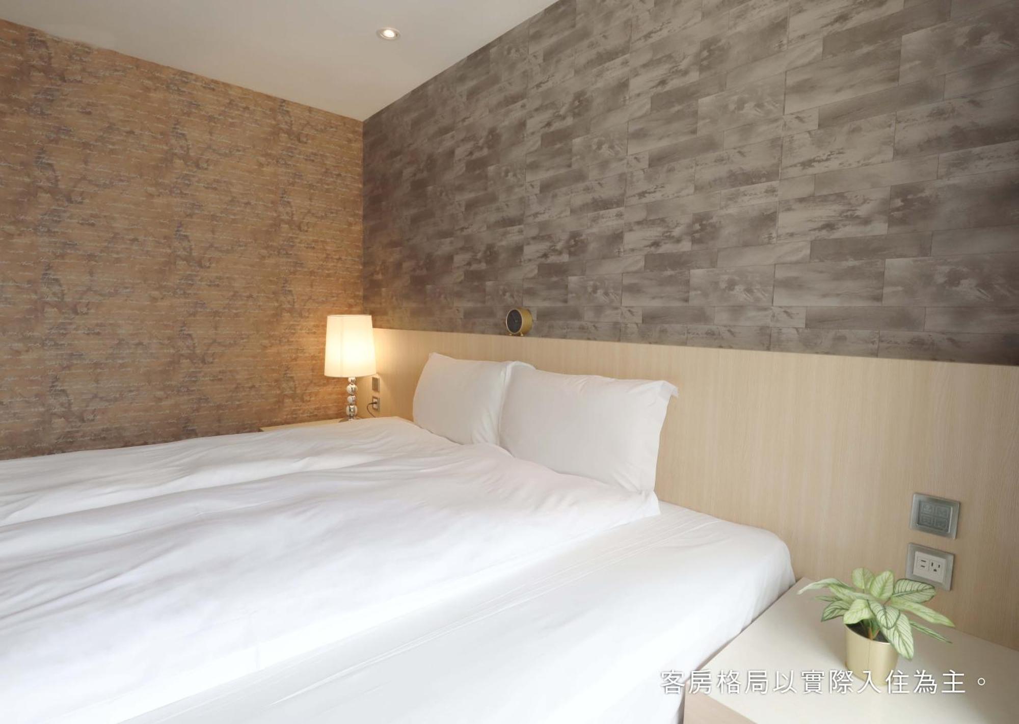 Talmud Hotel Yizhong Taichung Esterno foto