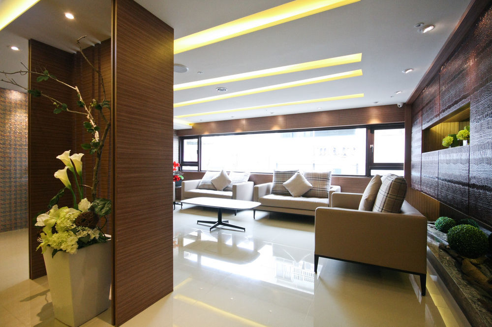 Talmud Hotel Yizhong Taichung Esterno foto