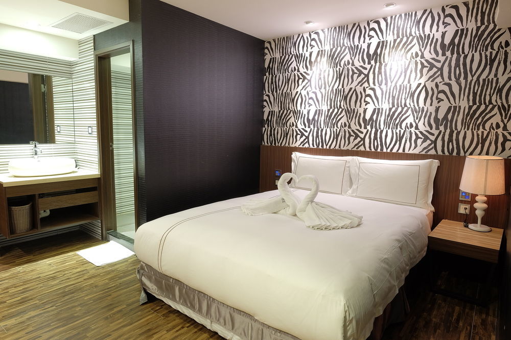 Talmud Hotel Yizhong Taichung Esterno foto